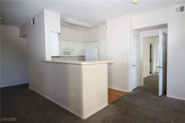 Building Photo - 9000 S Las Vegas Blvd