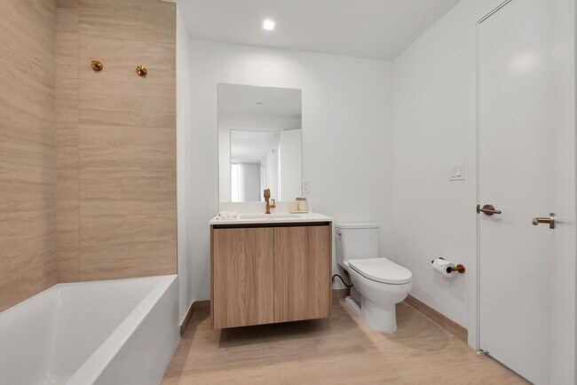 Building Photo - Fully furnished 2-bedroom residence in the heart of Brickell.