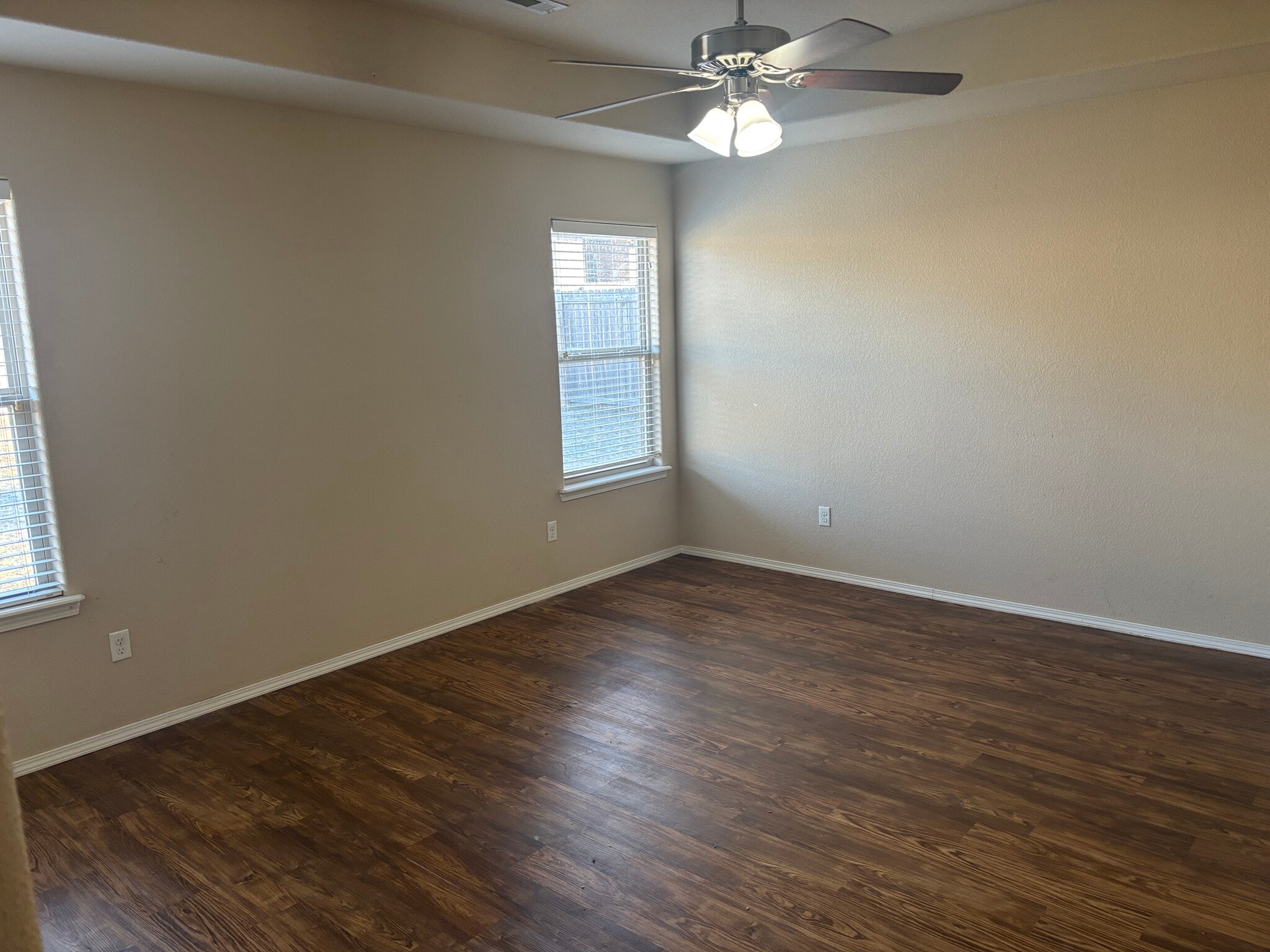 Building Photo - 630 Saddlehorn Dr