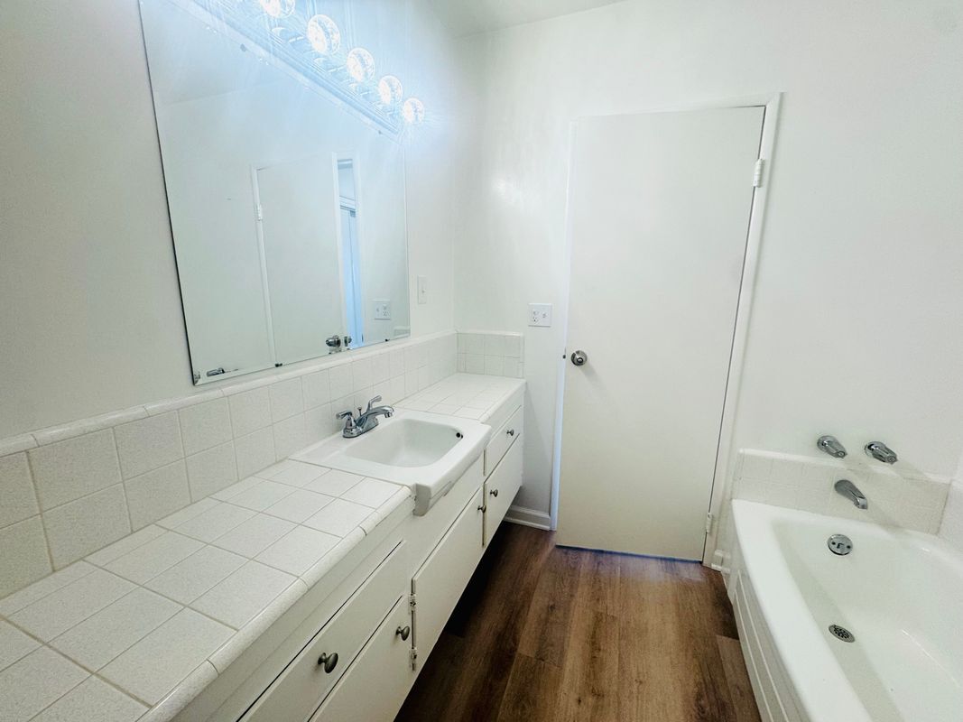 Building Photo - 757 Ocean Ave