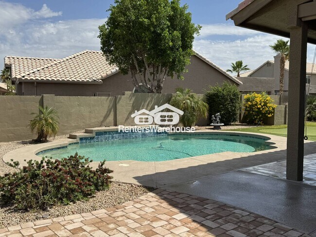 Building Photo - 3848 E Amberwood Dr