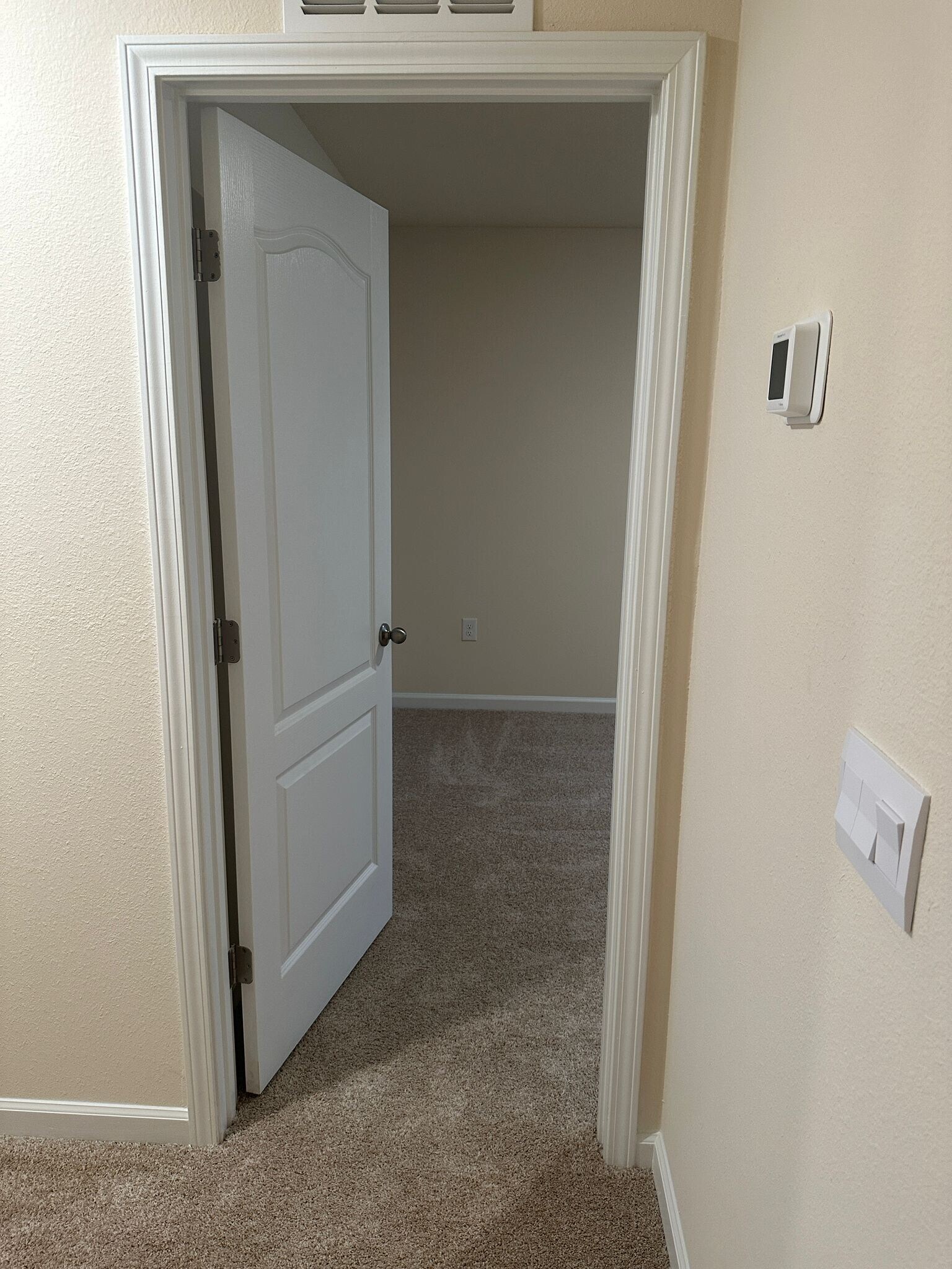 Building Photo - 70 Summer Daze Dr