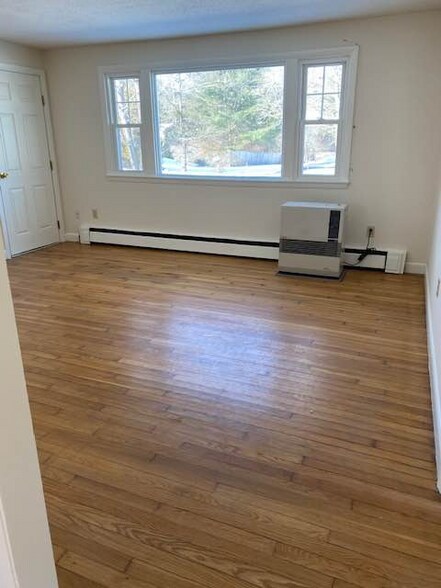 Building Photo - 106 Burnell Dr