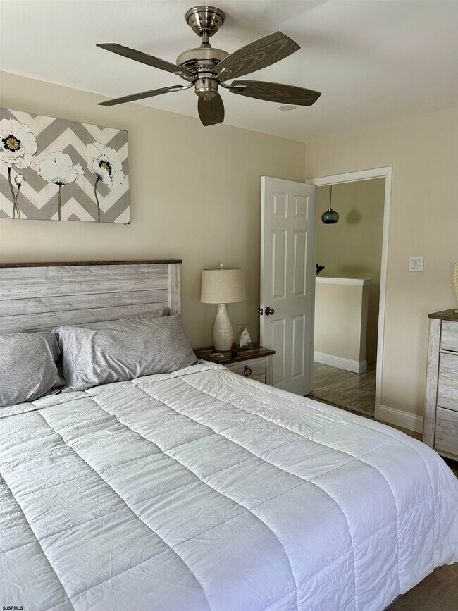 Building Photo - 4010 W Brigantine Ave