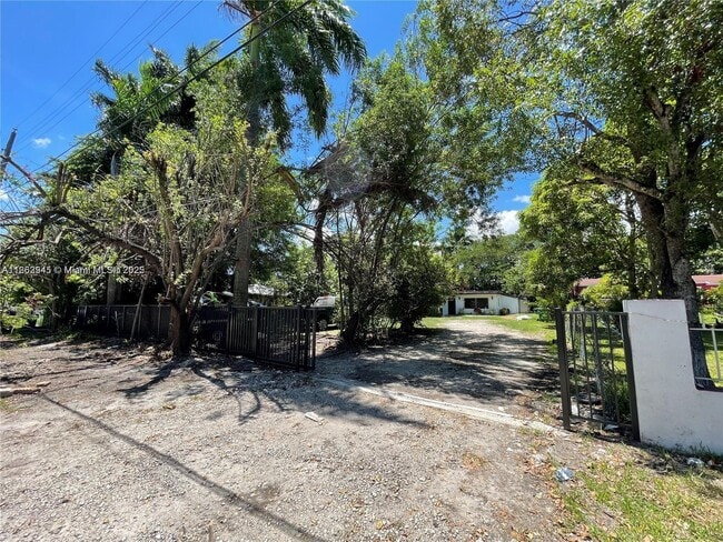 Building Photo - 11730 NW 22nd Ct