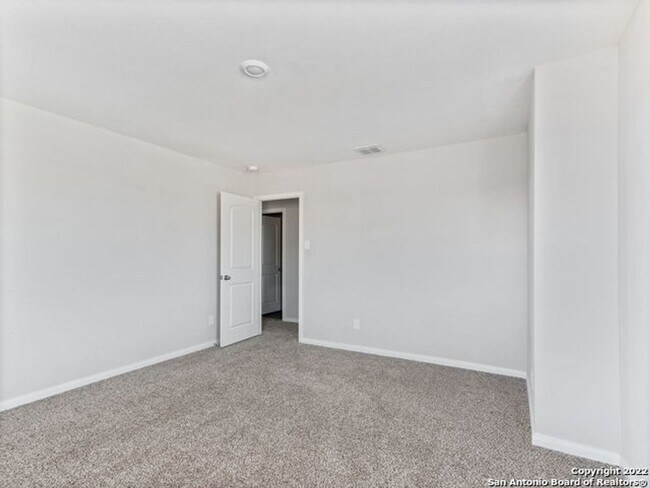 Building Photo - 6550 Underwood Way