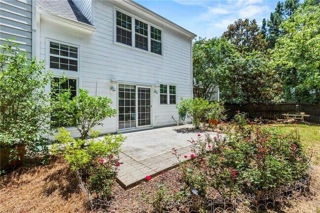 Building Photo - 490 Chippenham Ct