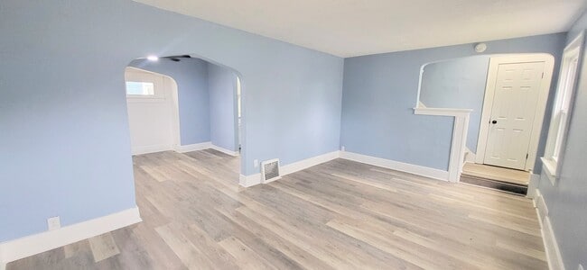 Building Photo - 4035 Buell Dr