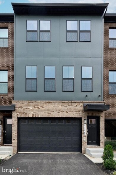 Building Photo - 11323 Hypatia Lp