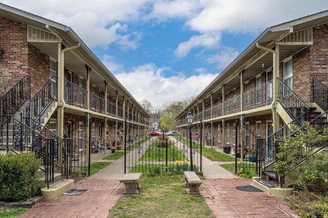 Interior Photo - The Montleone Apartments