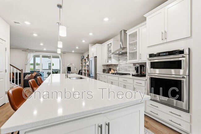 Building Photo - 20851 Owenmore Ter