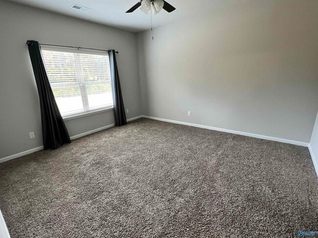 Building Photo - 14992 Westmeade Ln