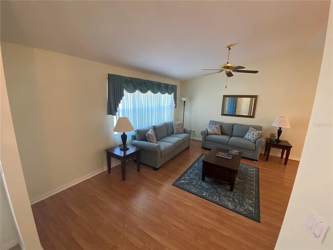 Building Photo - 26840 Racquet Cir