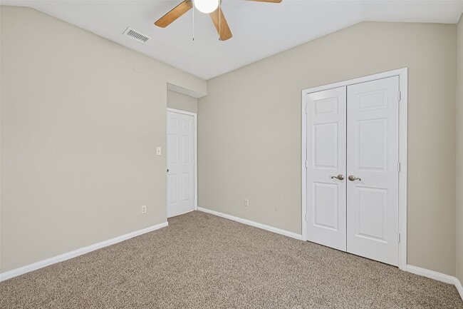 Building Photo - 22207 Falconwood Ln