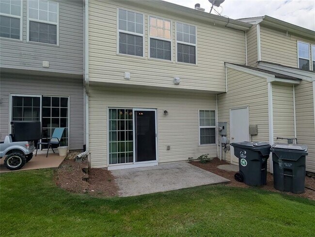 Building Photo - 1010 Prestwyck Ct
