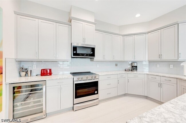 Building Photo - 5743 Highbourne Dr