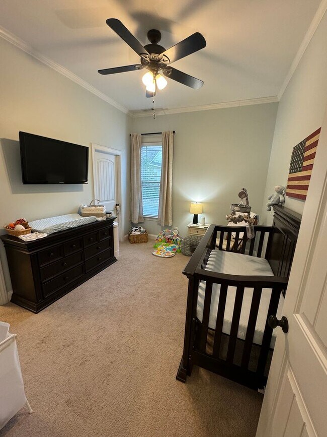 Building Photo - Available Now Charming Resort-Style Home f...