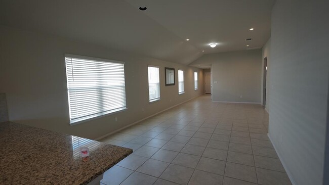 Building Photo - 251 Tempest Trl