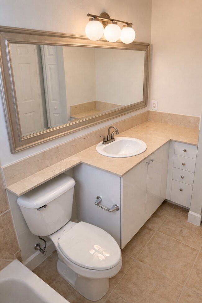 Building Photo - 356 Moorings Dr