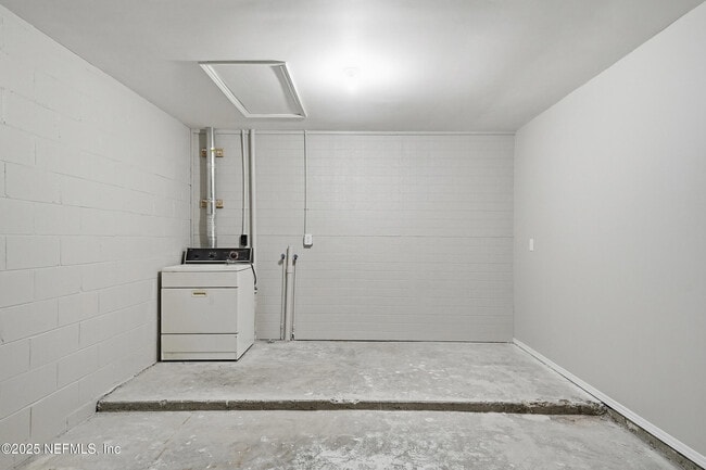 Building Photo - 3608 Chappi Way