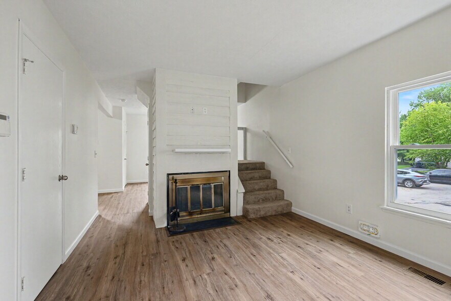 Building Photo - 7711 Brams Hill Dr