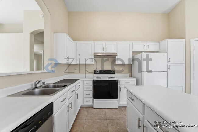 Building Photo - 17216 N Wavyleaf Ave