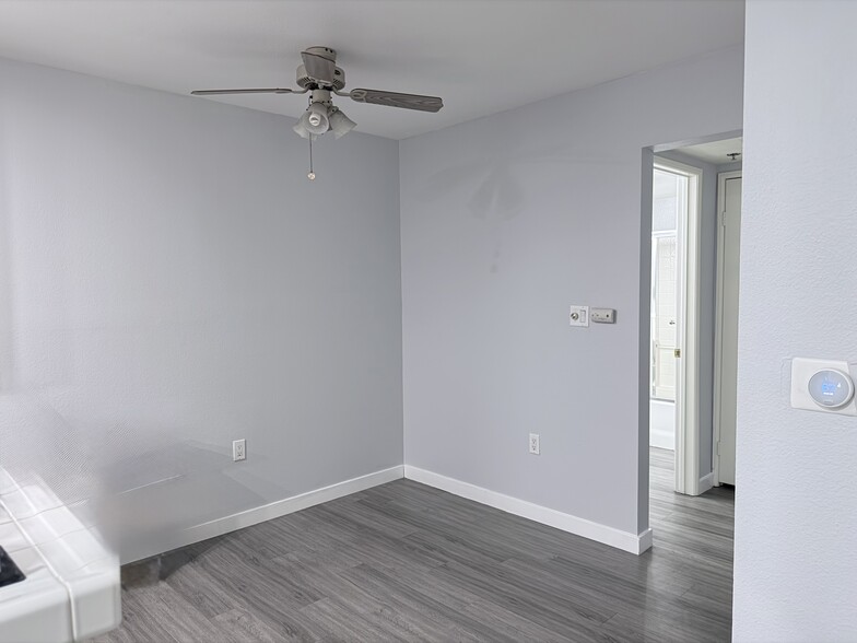 Building Photo - 4501 Cedros Ave