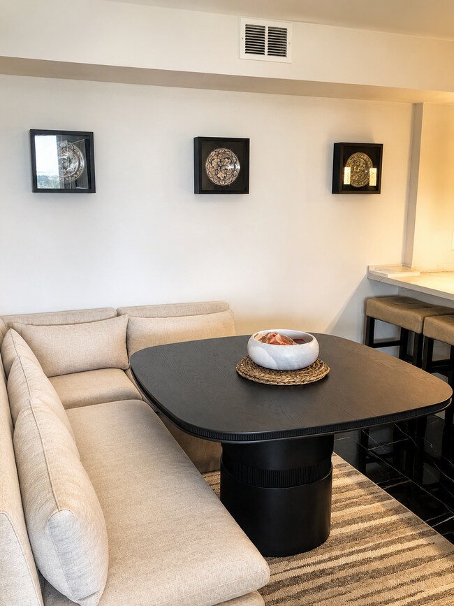 Building Photo - Miami Condo