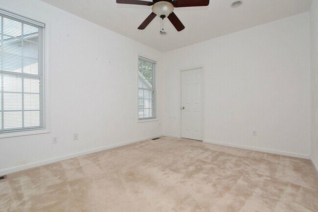 Building Photo - 2359 Wolf Run