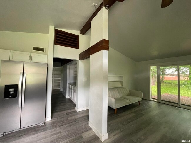 Building Photo - 2219 North St