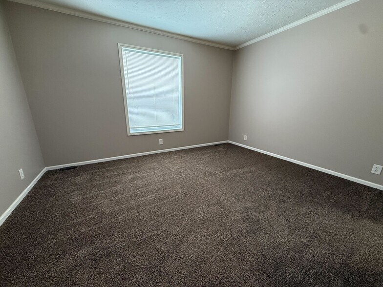 Building Photo - 71508 St Howard Ct