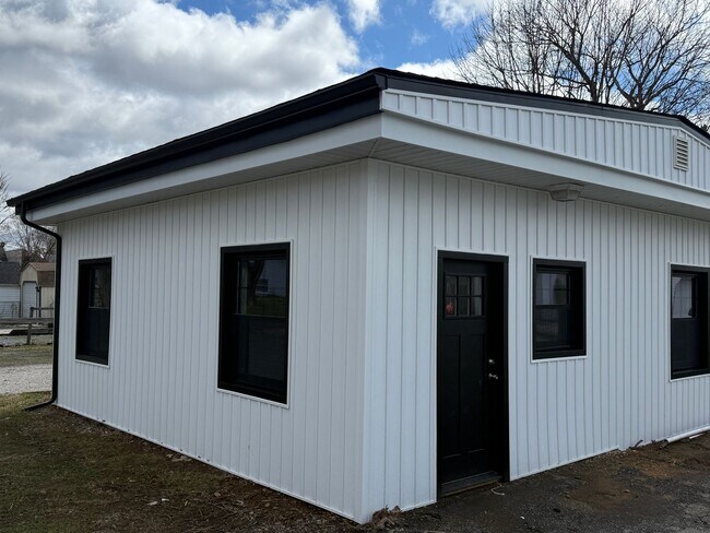 Building Photo - 345-347 W Penn St