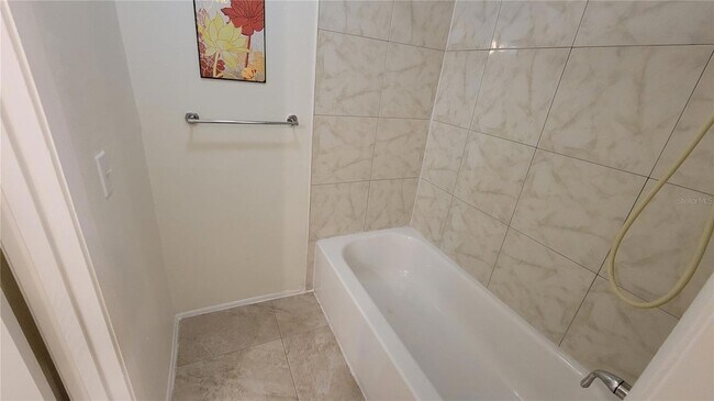 Building Photo - 1817 Caralee Blvd