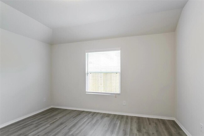 Building Photo - 22363 Porter Mountain Trl