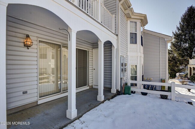 Building Photo - 159 Tulip Ln