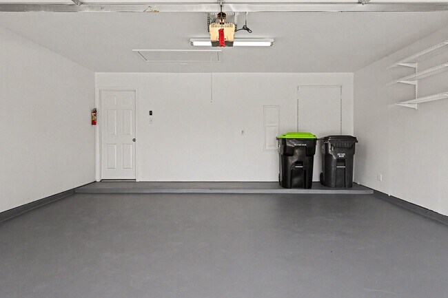 Building Photo - 18314 Manorcliff Ln