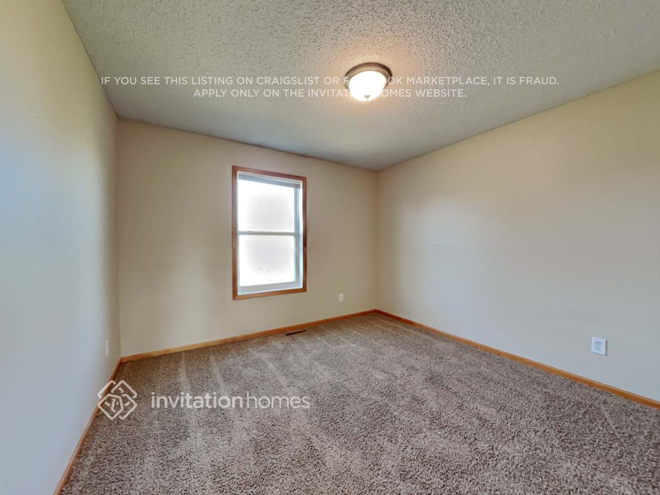 Building Photo - 11169 Walnut Ln