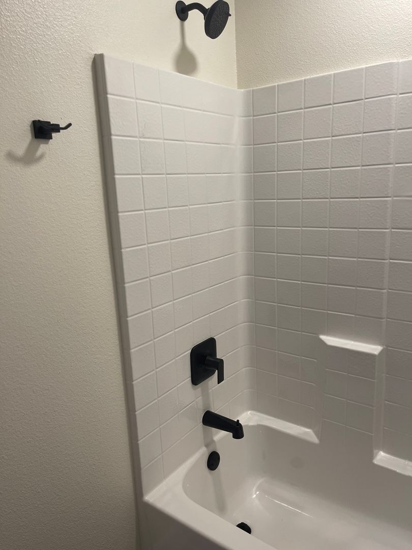 Building Photo - 2047 W Corvina Ave