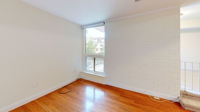 Building Photo - 2114 Bonnywood Ln