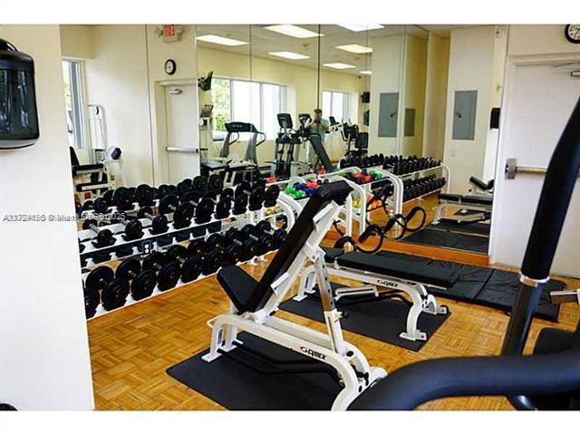 Building Photo - 881 Ocean Dr