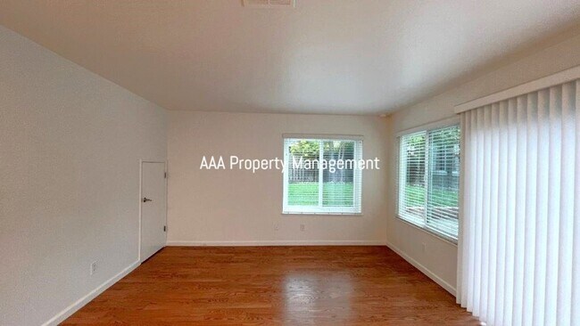 Building Photo - Concord The Crossings Beautiful 3 bedroom 2.5 bath, remodeled kitchen, 2 car garage