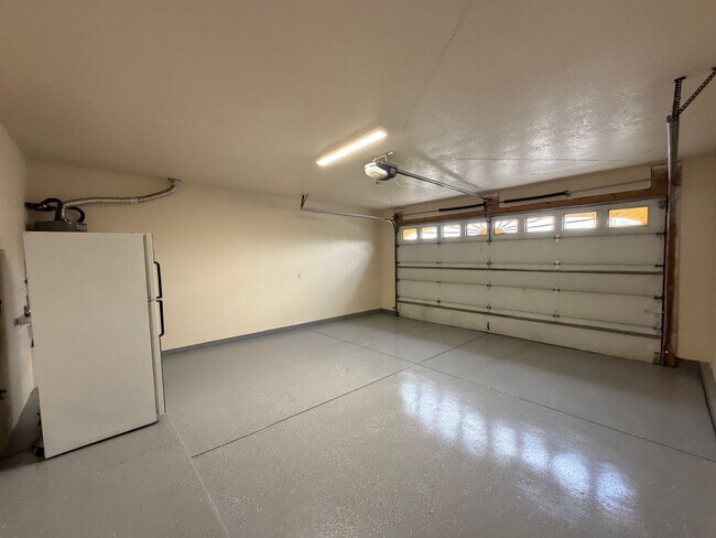 Building Photo - 1612 3rd St SW
