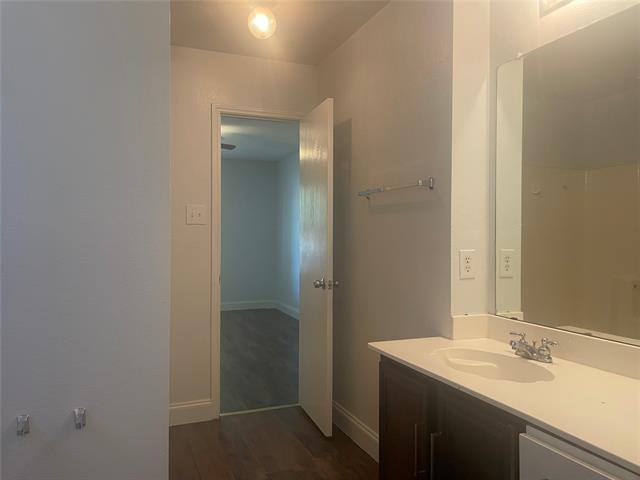 Building Photo - 1267 Cleardale Dr