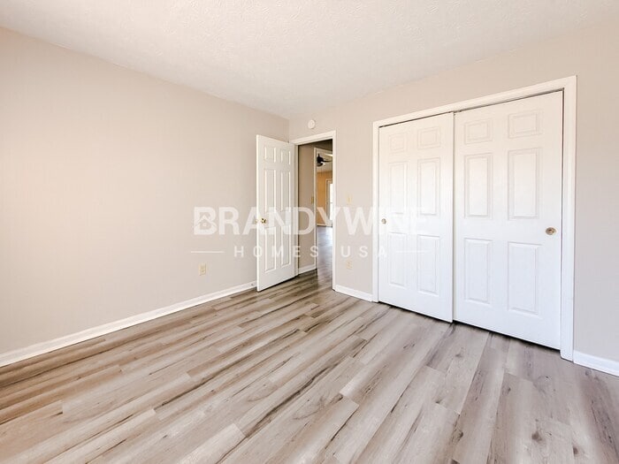 Building Photo - 3524 Sweetleaf Ct