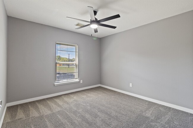 Building Photo - 3904 Ivywood Dr