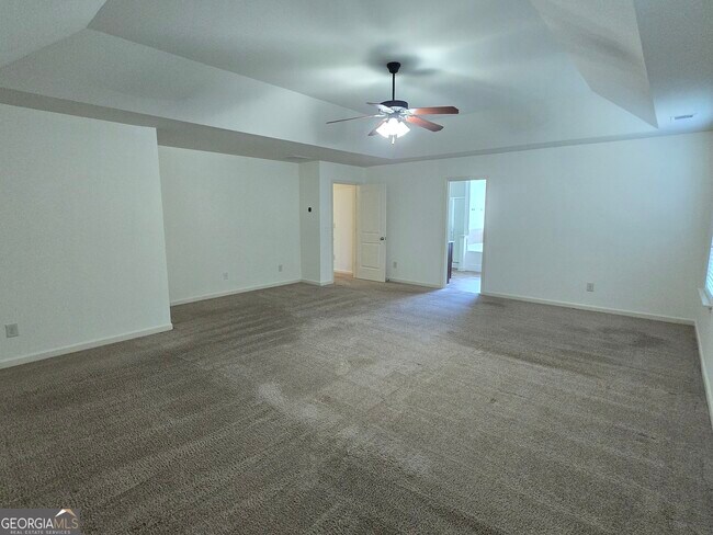 Building Photo - 2020 Beyers Landing Dr