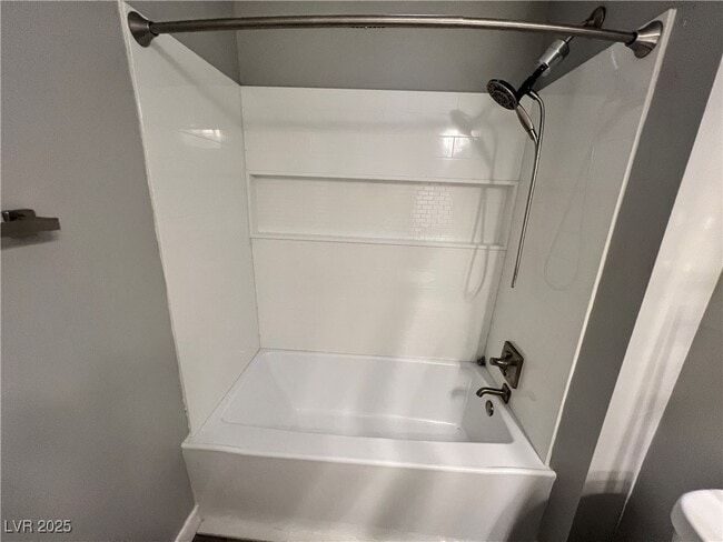 Building Photo - 3140 Hebard Dr