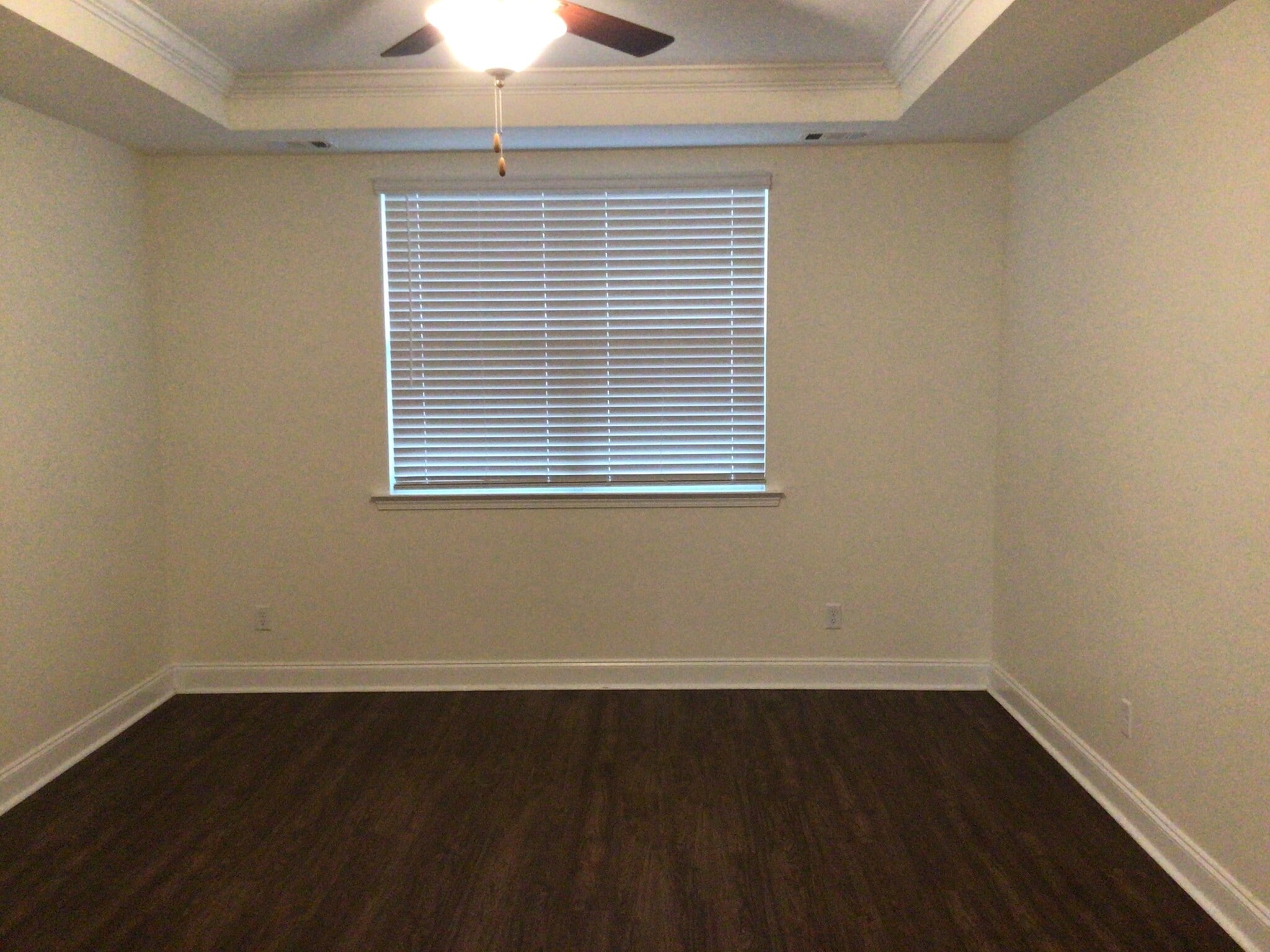 Building Photo - 16 Cherry St