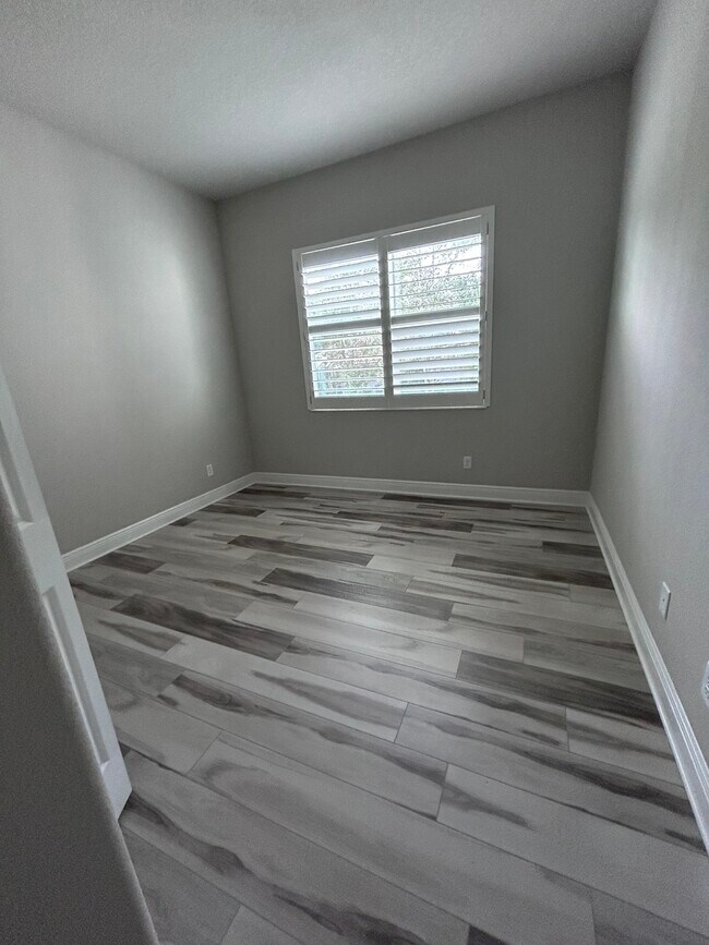 Building Photo - 1574 N Dimaggio Path