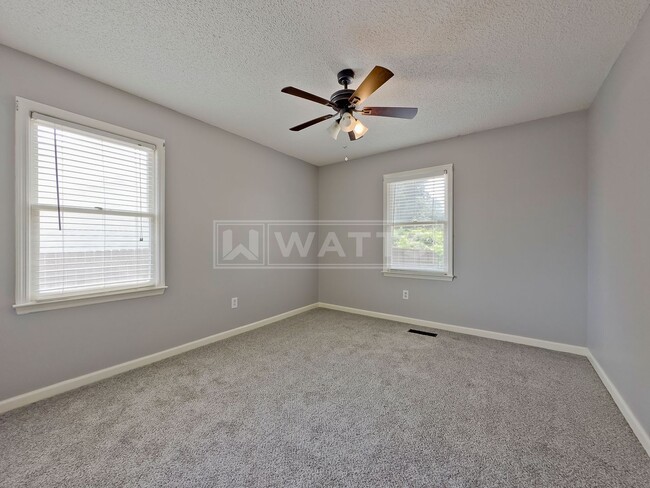 Building Photo - 3314 Sunniroc Cir